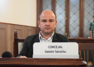 El Concejal Gastón Sarachu en la sesión extraordinaria sobre Presupuesto